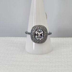 Dazzling Silver Crystal Ring No Bag Or Tag